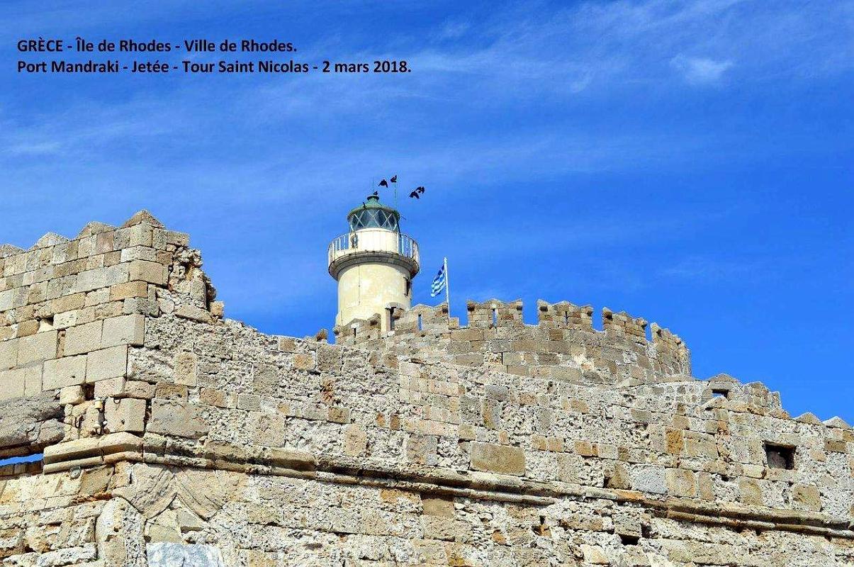 081- Rhodes ville et port d'honneur.JPG